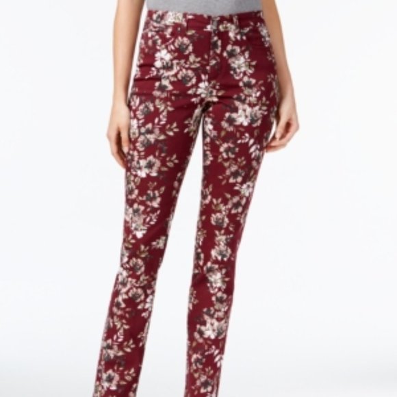 Charter Club Red Floral Print Tummy-Control Jeans - Picture 1 of 10